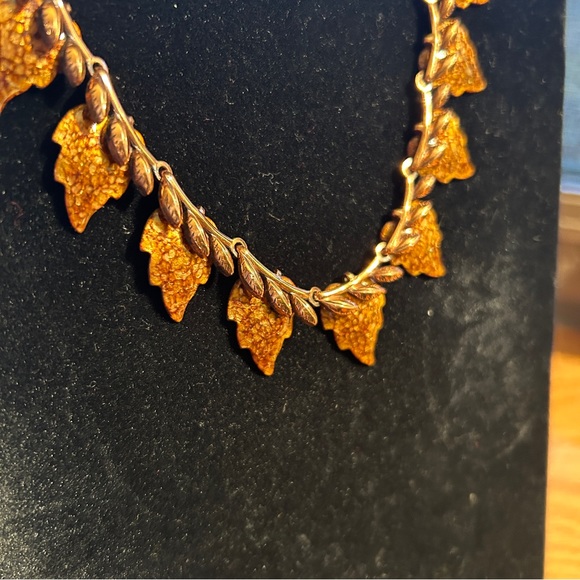Vintage Matisse leaf necklace - Picture 2 of 5